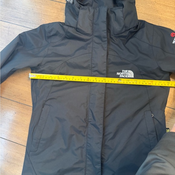 The North Face Black Waterproof Jacket. XS Summit Series Gore-Tex XCR. - Picture 10 of 13
